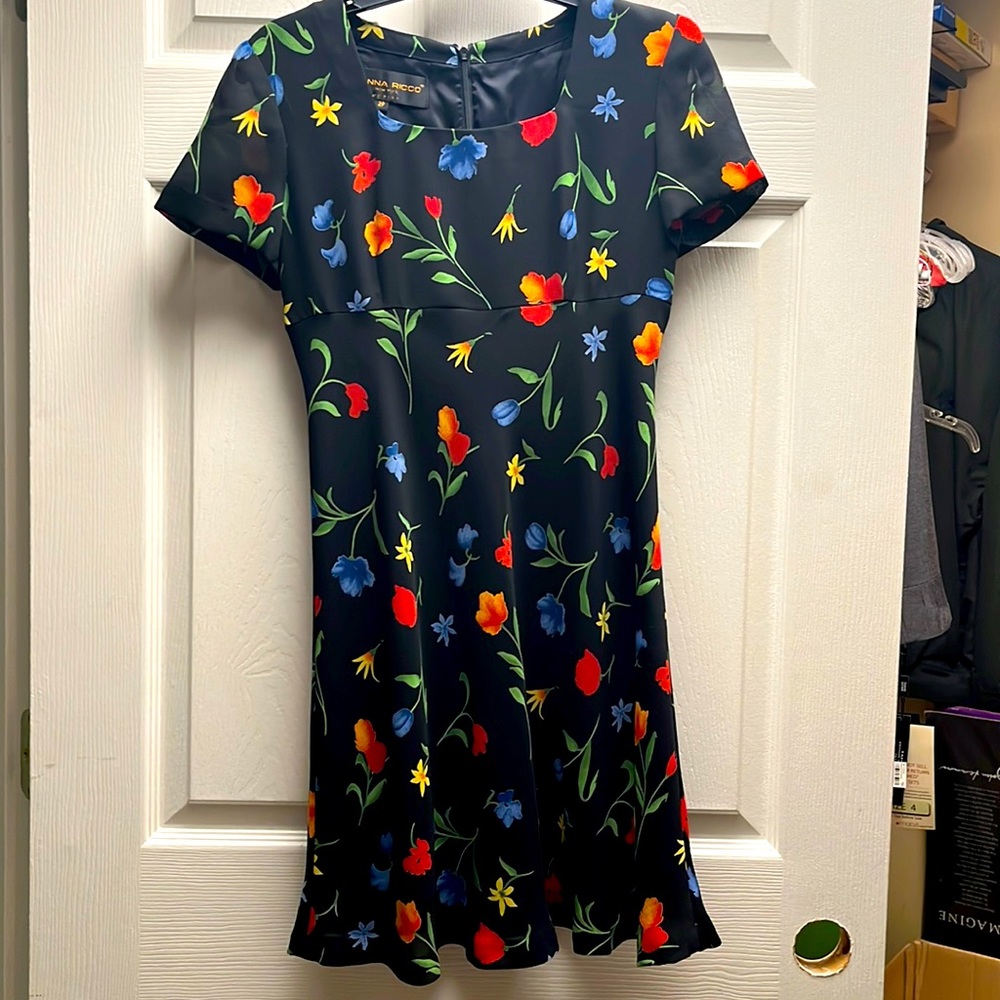 Donna Rico petite flounce dress. 2P